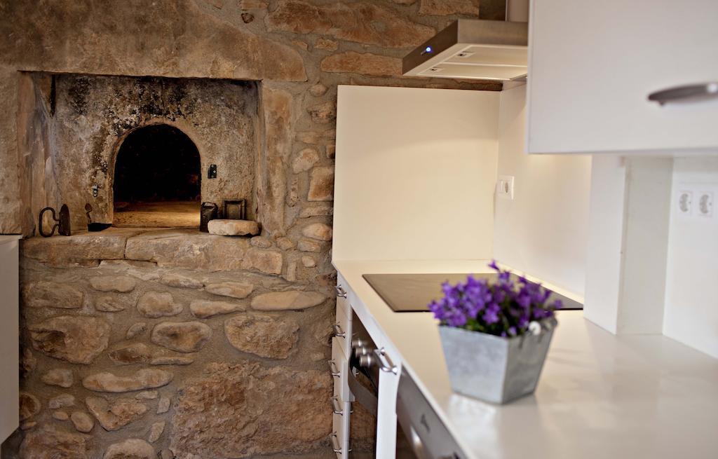 Masia Ca L'Anima Hotel La Baronia de Rialb Habitación foto