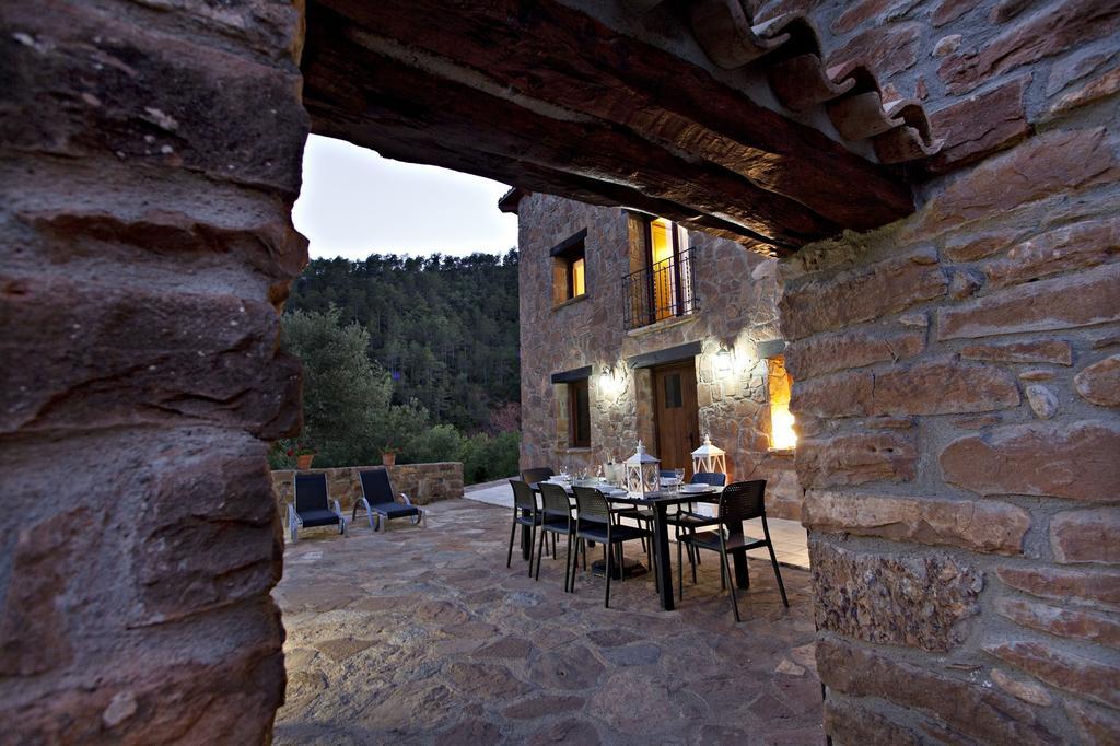 Masia Ca L'Anima Hotel La Baronia de Rialb Exterior foto